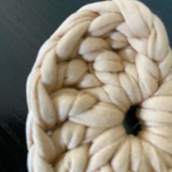 Tan Heart Keychain with Tassel - Picture 4 of 4